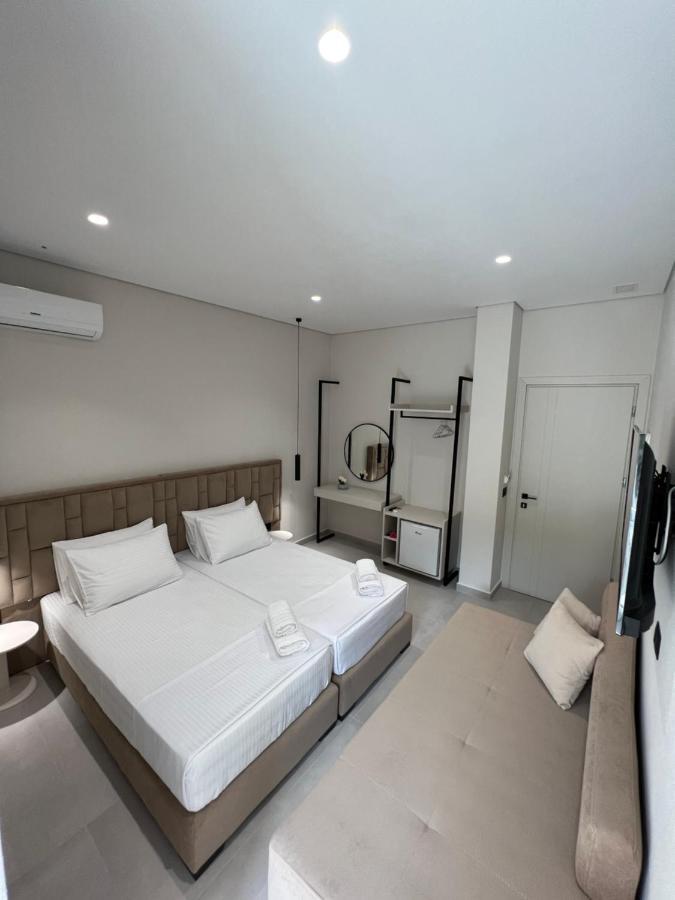 Astoria Rooms ساراندا المظهر الخارجي الصورة