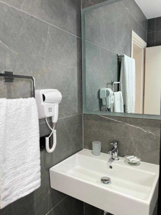 Astoria Rooms ساراندا المظهر الخارجي الصورة